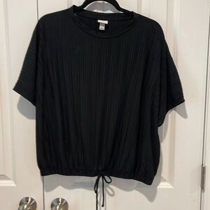 Black short sleeve top